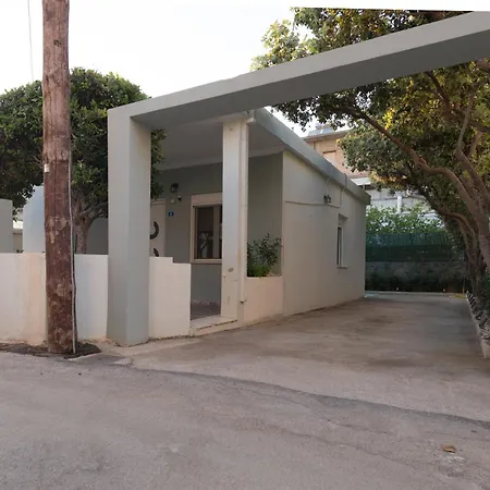 Cityscape House Alloggio in famiglia La Canea